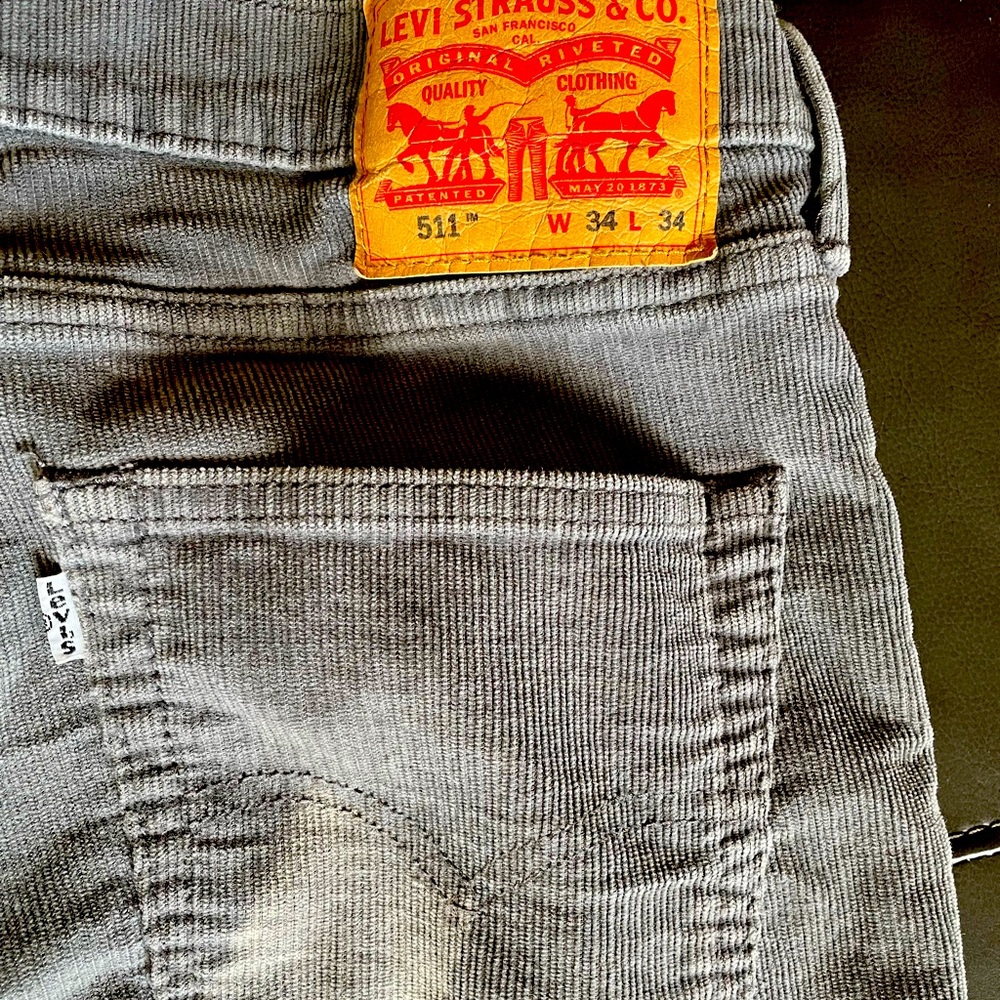 Levi’s Men Corduroy Pants